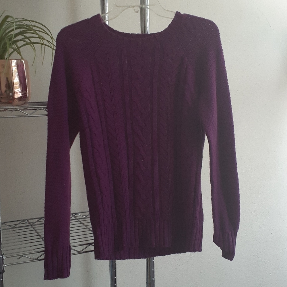 Old Navy Purple Knit Crew Neck Sweater Size Small